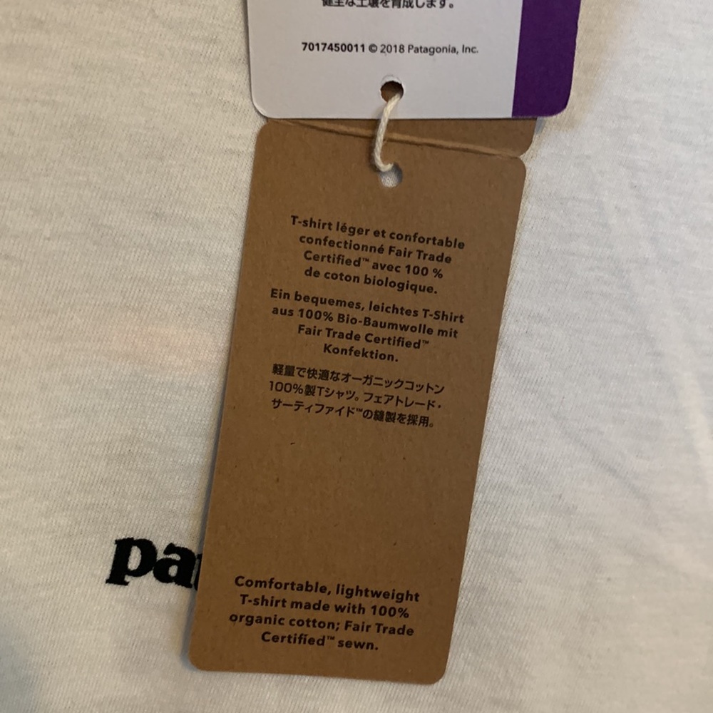 Patagonia Women’s P6 Logo Crew T-Shirt - Picture 12 of 12